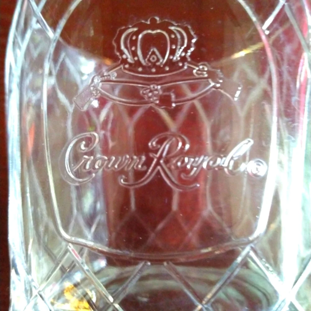 2 FOR $15 BUNDLE SALE!  Crown set of 4. Bourbon
